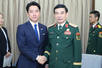 Phan Van Giang meets Australian, Japanese and Philippine defense ministers on ADMM sidelines