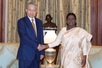 Top leader meets Indian President in New Delhi