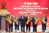 Top leader presents Ho Chi Minh Order to five former Politburo members