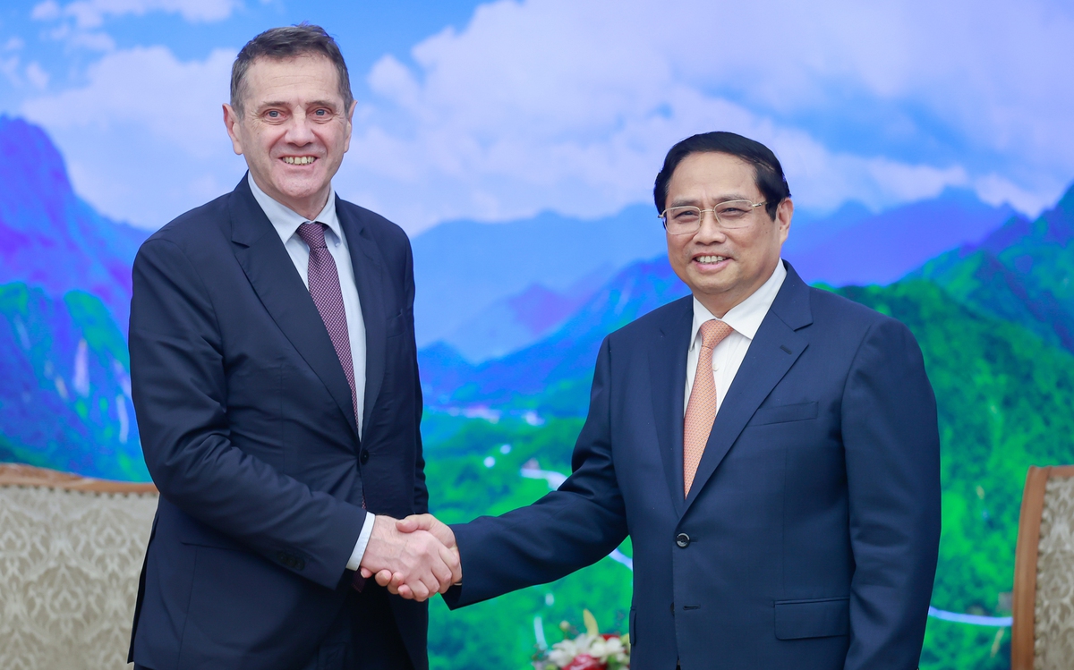 范明正总理会见保加利亚驻越南大使