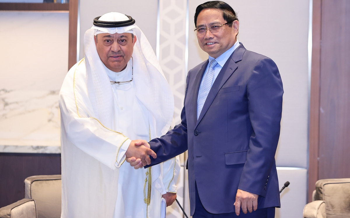 范明政总理会见科威特石油部长