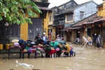 Chùm ảnh: Khắc phục hậu quả mưa lũ lịch sử tại Hội An