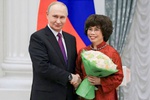 Anh hùng Lao động Thái Hương được Tổng thống Nga trực tiếp trao Huân chương Hữu nghị