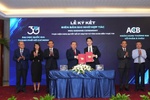 ACB và Đại học Quốc gia TPHCM hợp tác để cùng kiến tạo hệ sinh thái đổi mới từ mô hình 'Nhà nước-Nhà trường-Doanh nghiệp'
