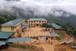 Trường học vùng biên: Cần cơ chế đặc thù, huy động toàn dân
