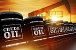 Giá dầu thế giới tiến sát mốc 100 USD/thùng do lo ngại nguồn cung Trung Đông