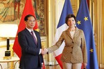 Foreign Minister holds bilateral talks in Paris