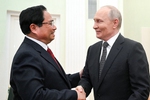 Prime Minister Pham Minh Chinh meets Russian President Putin in Moscow
