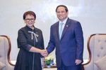 越南政府总理范明正会见印尼外长蕾特诺