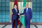 梁强主席出席越南国旗在阿拉伯联盟总部的升旗仪式