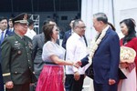 越共中央总书记、国家主席苏林与夫人抵达首都马尼拉，开始对菲律宾进行国事访问