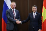 黎明兴总理会见俄罗斯扎鲁别日石油公司负责人