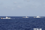  Chinese ships keep obstructing Vietnamese boats at rig site 
