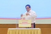 Thủ tướng Phạm Minh Chính cùng lãnh đạo Chính phủ và tập thể Văn phòng Chính phủ ủng hộ đồng bào bị thiệt hại do bão lũ