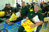 Chăm lo đời sống người có công nhân Kỷ niệm 51 năm ngày Giải phóng miền Nam, thống nhất đất nước