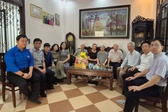 Văn ph&#242;ng Ch&#237;nh phủ thăm hỏi, tri &#226;n gia đ&#236;nh ch&#237;nh s&#225;ch, người c&#243; c&#244;ng 
