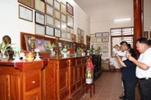 Các đơn vị tại phía Nam của Văn phòng Chính phủ thăm hỏi nguyên lãnh đạo Chính phủ, gia đình chính sách