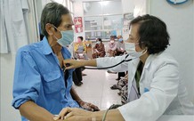 Bệnh viện 30-4 (Bộ Công an) khám bệnh, cấp phát thuốc miễn phí cho người dân Bến Tre