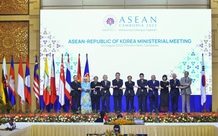 Hội nghị Bộ trưởng Ngoại giao ASEAN với các đối tác