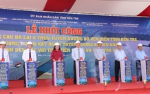 Phó Thủ tướng Thường trực Chính phủ Nguyễn Hòa Bình dự lễ khởi công dự án cầu Ba Lai 8