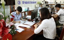 Có được lùi thời gian nâng lương trước hạn?