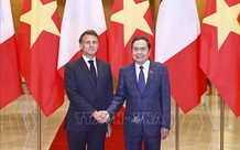 Chủ tịch Quốc hội Trần Thanh Mẫn hội kiến Tổng thống Pháp Emmanuel Macron