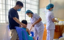 Cha mẹ cùng đưa con đi khám có được cấp 2 giấy nghỉ hưởng BHXH?