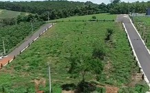 Có được hiến đất mở đường để tách thửa?