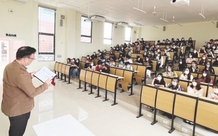 Căn cứ xác định cơ cấu viên chức khi xét thăng hạng giảng viên