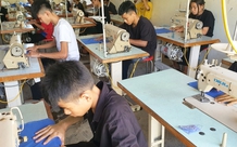 Có được hưởng đồng thời hai chính sách miễn học phí?