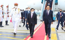 老挝总理潘坎·维帕万开始对越南进行正式访问
