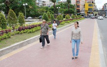 Quản lý sử dụng vỉa hè đảm bảo quyền ưu tiên cho người đi bộ