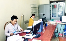 Phó Bí thư Đảng ủy xã có phải công chức? 
