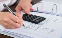 Doanh nghiệp phân phối có được làm đại lý bảo hiểm?