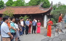 Hướng dẫn viên du lịch làm hồ sơ đề nghị hỗ trợ thế nào?