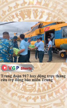 Trung đoàn 917 huy động trực thăng cứu trợ đồng bào miền Trung