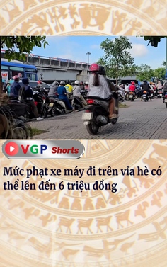 Mức phạt xe máy đi trên vỉa hè có thể lên đến 6 triệu đồng
