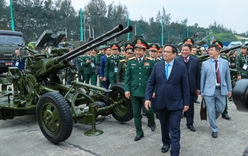 Chùm ảnh: Thủ tướng dự lễ khai mạc Triển lãm Quốc phòng quốc tế Việt Nam 2022