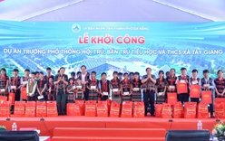 Thủ tướng Phạm Minh Chính dự khởi công trường học tại xã biên giới Tây Giang (Đà Nẵng)