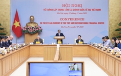 Thủ tướng chủ trì hội nghị về thành lập Trung tâm tài chính quốc tế