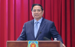 Thủ tướng: Chuyển từ "quản lý bằng pháp luật" sang "kiến tạo thể chế phát triển"