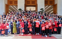Thủ tướng: Khẩn trương xây dựng Đề án phát hiện và bồi dưỡng nhân tài trẻ Việt Nam