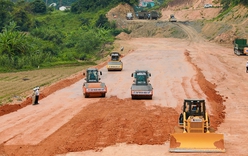 Tháo gỡ vướng mắc để thông tuyến Đồng Đăng - Trà Lĩnh và Hữu Nghị - Chi Lăng trong năm 2025