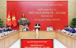 Thủ tướng chủ trì phiên họp thứ tư Tiểu ban Kinh tế - xã hội Đại hội XIV của Đảng