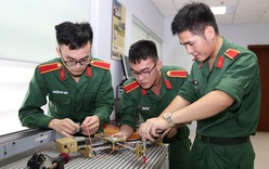 Ưu tiên phát triển nguồn nhân lực chất lượng cao cho tổ hợp công nghiệp quốc phòng