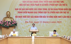 Thủ tướng: Không vì triển khai chính quyền địa phương 2 cấp mà ảnh hưởng tới các công việc
