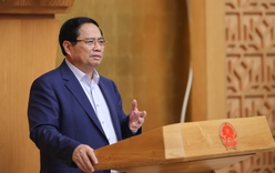 Thủ tướng: Việc giải quyết thủ tục cho người dân, doanh nghiệp phải đặt lên hàng đầu
