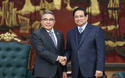 Thủ tướng Phạm Minh Chính tiếp Đại sứ Philippines