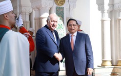 Tổng Thống Algeria: Tình cảm với Việt Nam luôn sâu đậm trong trái tim