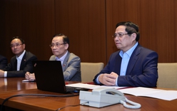 Huy động mọi lực lượng, bằng mọi cách cứu người trong mưa lũ